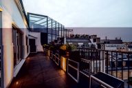 Un panorama à 360° sur Paris, idéal pour vos cocktails, soirées ou instants suspendus en plein ciel. | © La Terrasse des Champs-Elysées